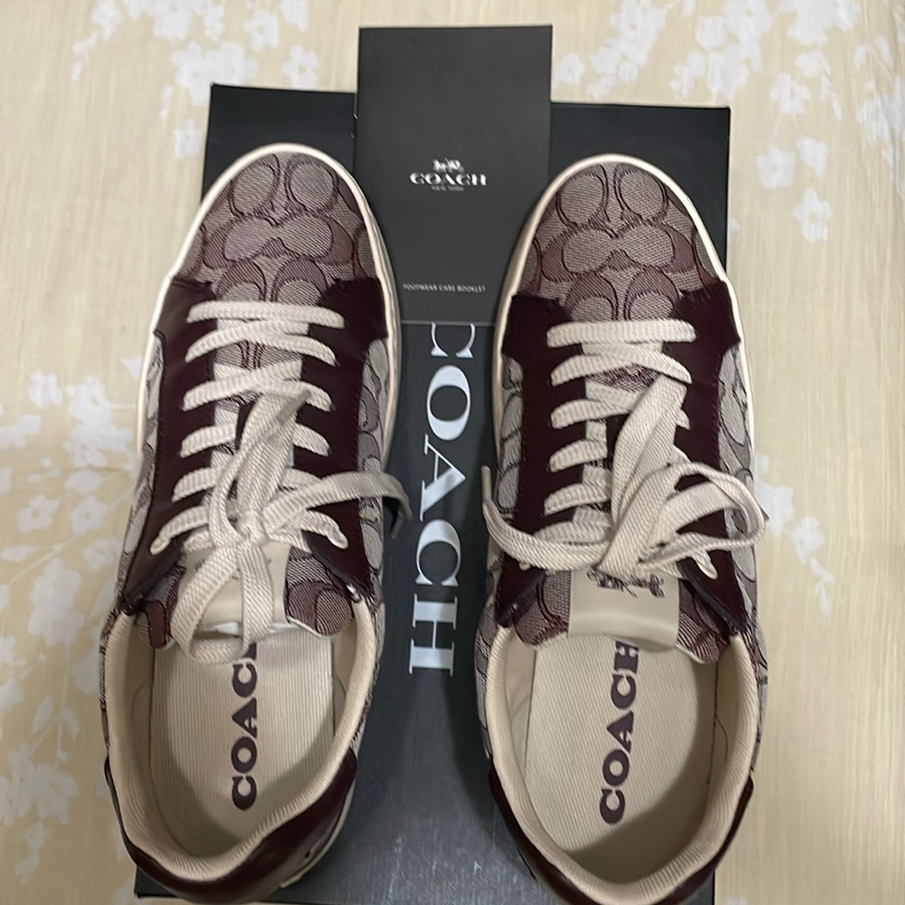 Slightly worn authentic Coach Low top